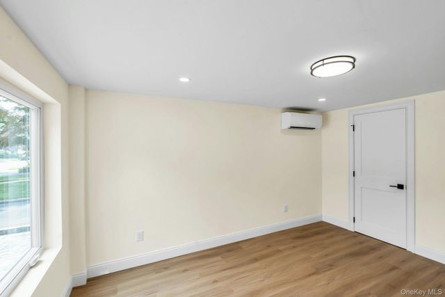 69 Edgewood Road B, Port Washington, NY 11050