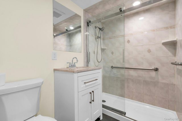 69 Edgewood Road B, Port Washington, NY 11050