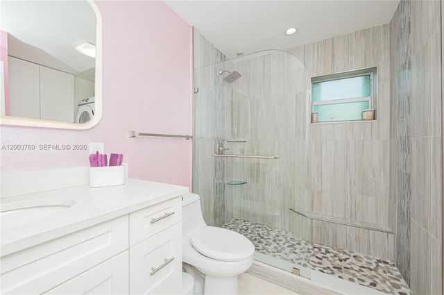 906 NE 6th St 0, Hallandale Beach, FL 33009