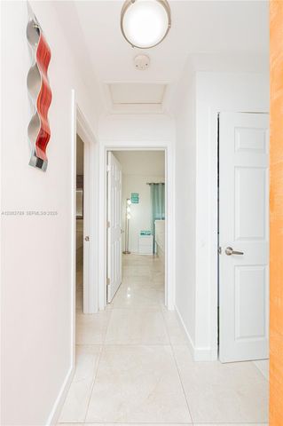 906 NE 6th St 0, Hallandale Beach, FL 33009