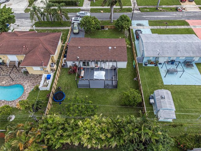 906 NE 6th St 0, Hallandale Beach, FL 33009
