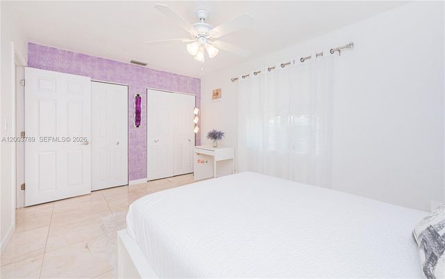 906 NE 6th St 0, Hallandale Beach, FL 33009