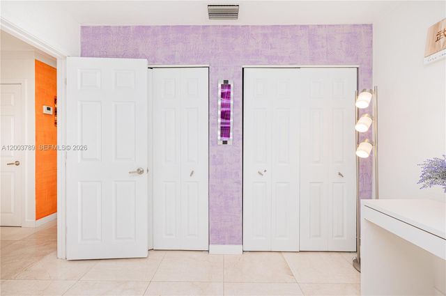 906 NE 6th St 0, Hallandale Beach, FL 33009