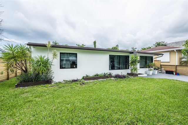 906 NE 6th St 0, Hallandale Beach, FL 33009