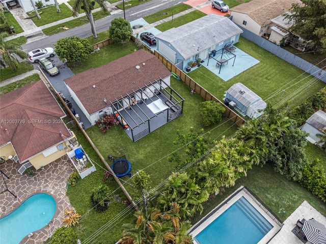 906 NE 6th St 0, Hallandale Beach, FL 33009