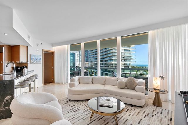 1000 S Pointe Dr 705, Miami Beach, FL 33139