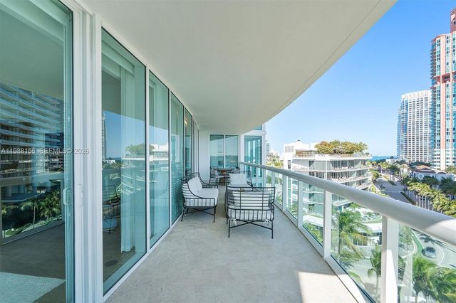 1000 S Pointe Dr 705, Miami Beach, FL 33139