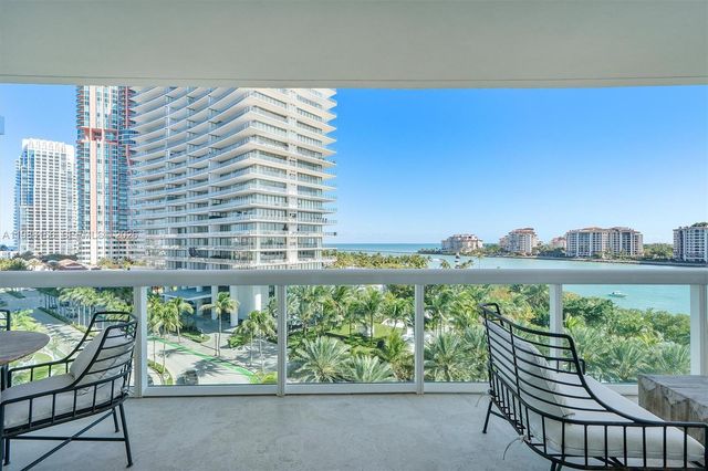 1000 S Pointe Dr 705, Miami Beach, FL 33139