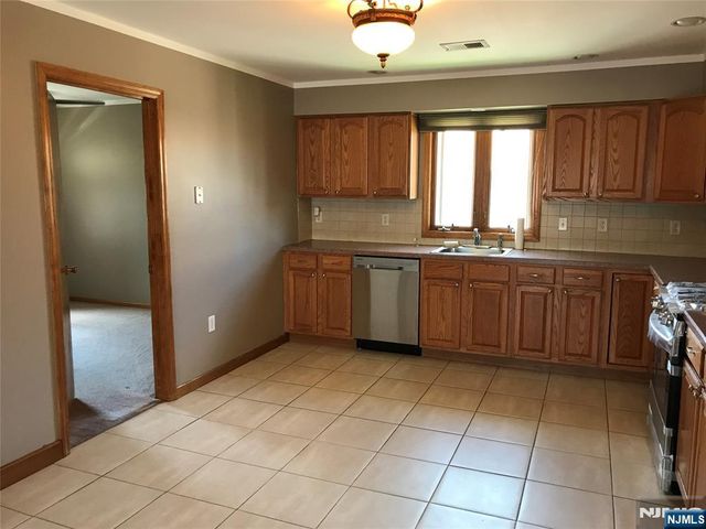 313 Copeland Avenue, Lyndhurst, NJ 07071