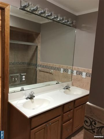 313 Copeland Avenue, Lyndhurst, NJ 07071