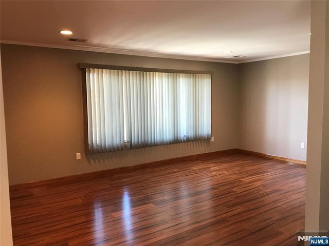 313 Copeland Avenue, Lyndhurst, NJ 07071