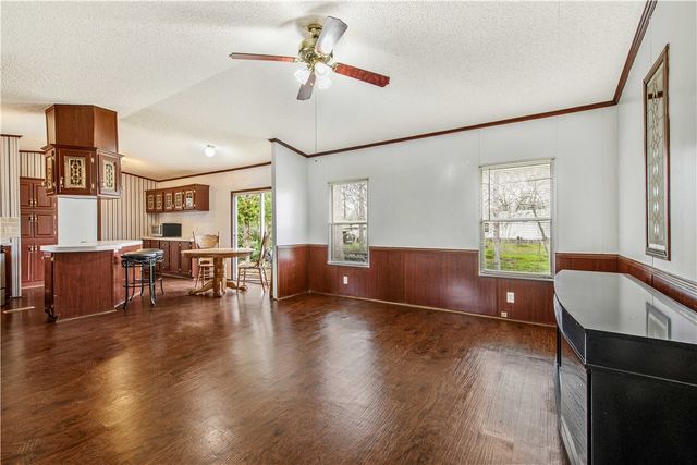 10487 That Way Drive, Bryan, TX 77807