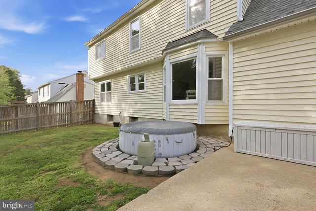 16 SUMMERWOOD DR, Stafford, VA 22554