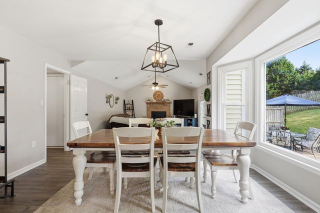 16 SUMMERWOOD DR, Stafford, VA 22554