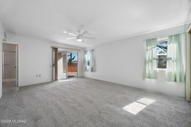 763 W Bella Vista Drive, Green Valley, AZ 85614