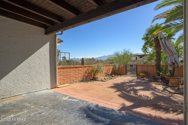 763 W Bella Vista Drive, Green Valley, AZ 85614