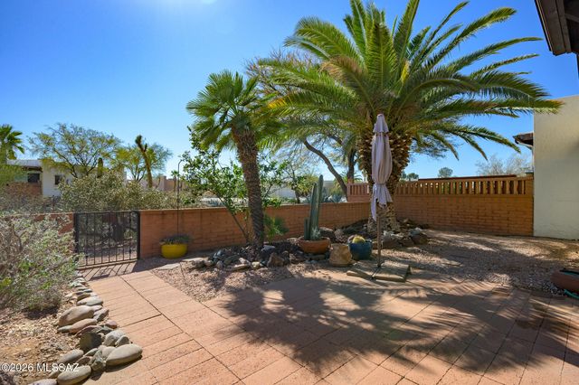 763 W Bella Vista Drive, Green Valley, AZ 85614