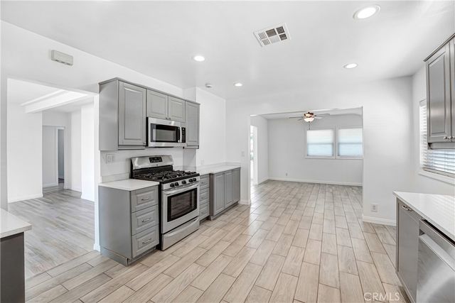 9763 Orcas Avenue, Shadow Hills, CA 91040