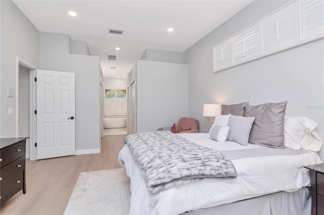 14229 CREEK RUN DRIVE, Riverview, FL 33579