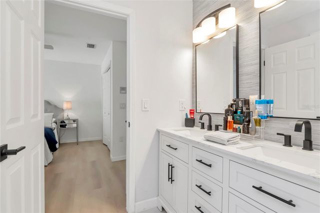 14229 CREEK RUN DRIVE, Riverview, FL 33579