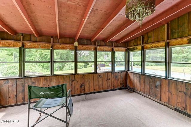 1369 Augusta Drive, Schodack, NY 12033