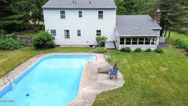 1369 Augusta Drive, Schodack, NY 12033
