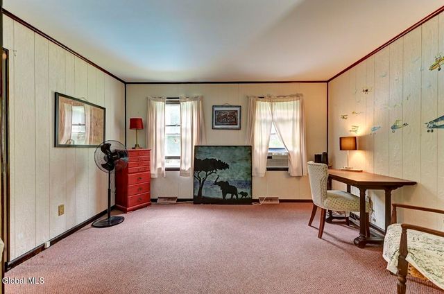 1369 Augusta Drive, Schodack, NY 12033
