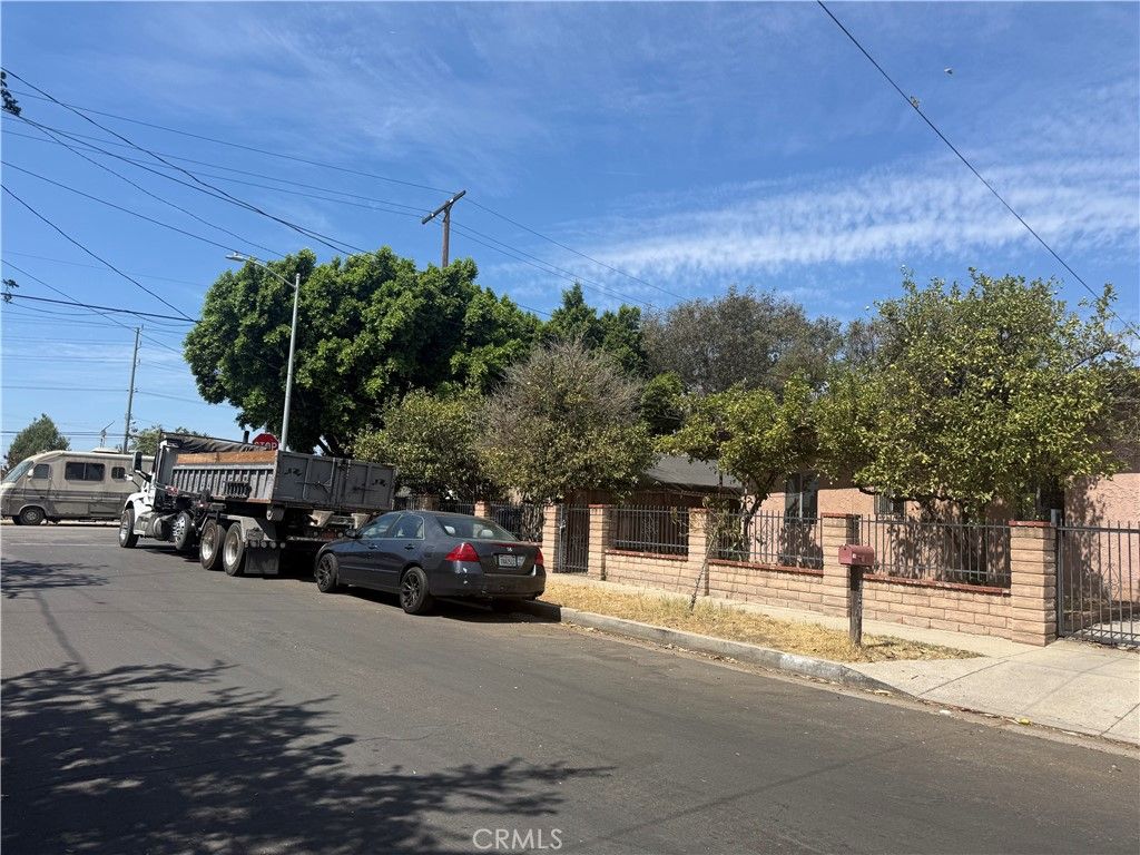 10004 San Fernando Road, Pacoima, CA 91331 — photo 2