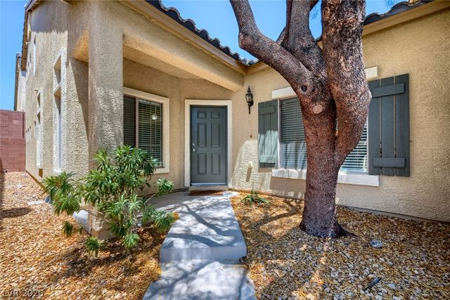 7877 Sambar Court, Las Vegas, NV 89149