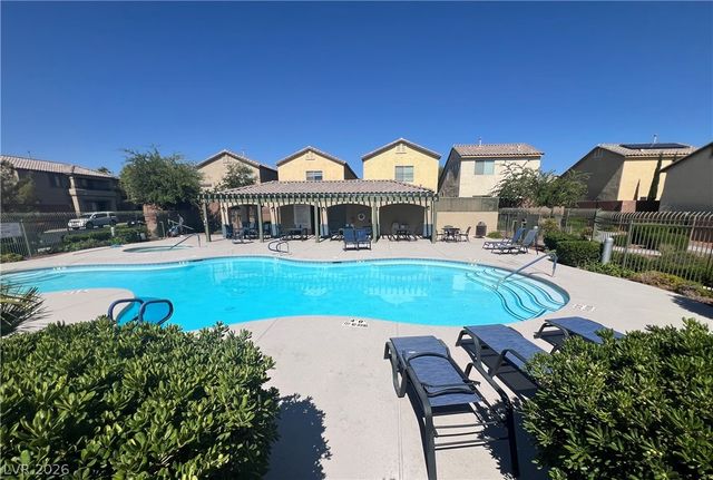7877 Sambar Court, Las Vegas, NV 89149