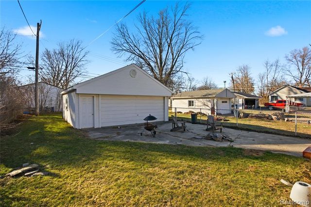 4300 Edmund Street, Wayne, MI 48184