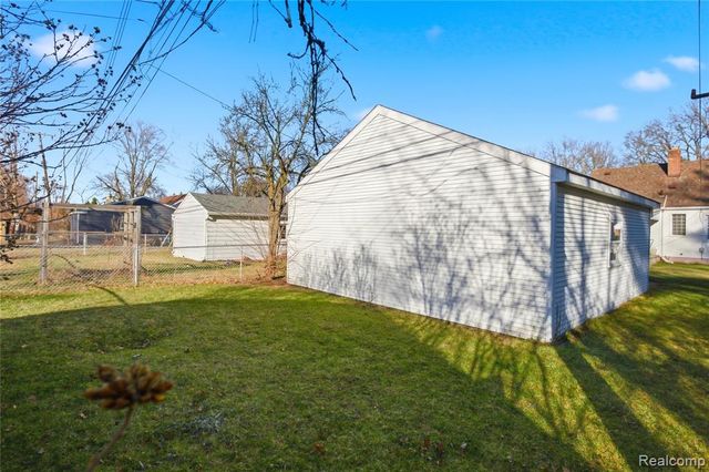 4300 Edmund Street, Wayne, MI 48184