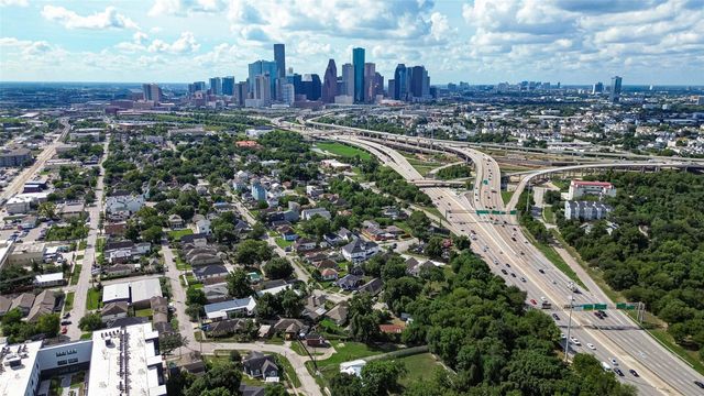 2501 Ideal Street, Houston, TX 77009