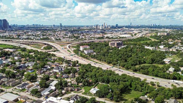 2501 Ideal Street, Houston, TX 77009
