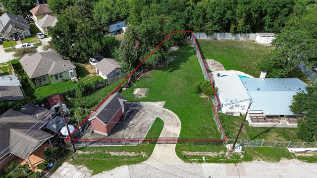 2501 Ideal Street, Houston, TX 77009