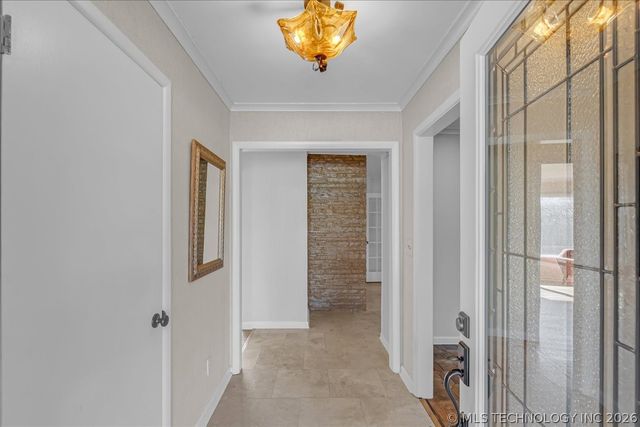 2706 E 57th Street, Tulsa, OK 74105