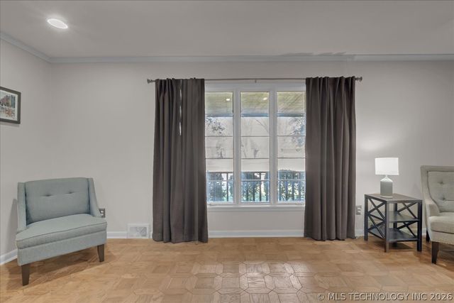 2706 E 57th Street, Tulsa, OK 74105