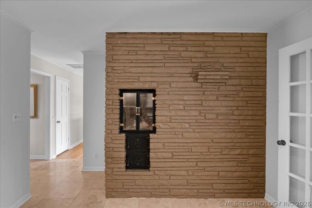 2706 E 57th Street, Tulsa, OK 74105