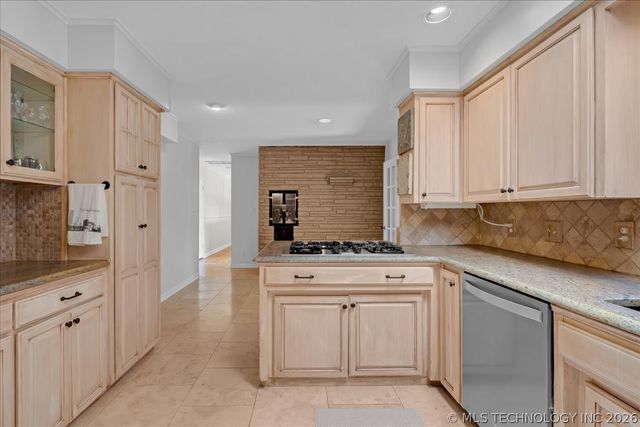 2706 E 57th Street, Tulsa, OK 74105