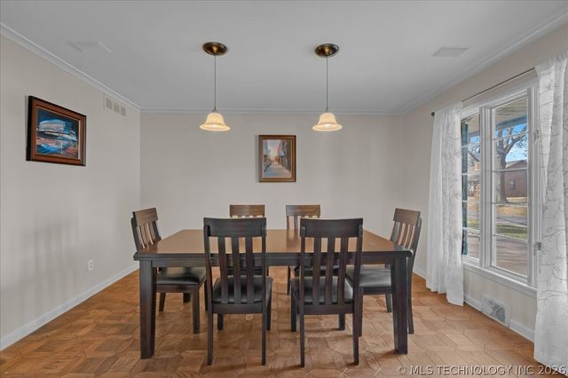 2706 E 57th Street, Tulsa, OK 74105