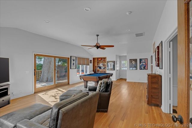 2706 E 57th Street, Tulsa, OK 74105