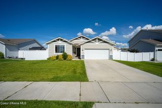 9852 N Berkshire St, Hayden, ID 83835