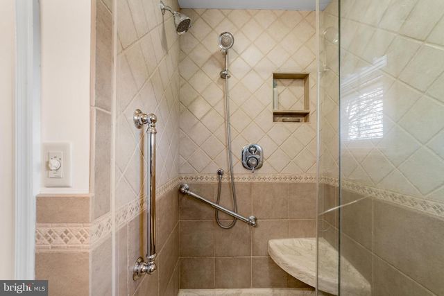 20 HIGHVIEW DR, Telford, PA 18969