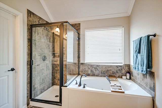 4623 Chestnut Meadows BND, Georgetown, TX 78626