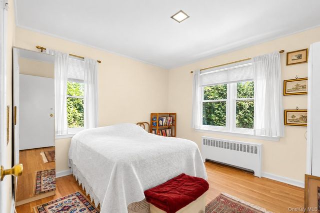 25 Manger Circle, Pelham, NY 10803
