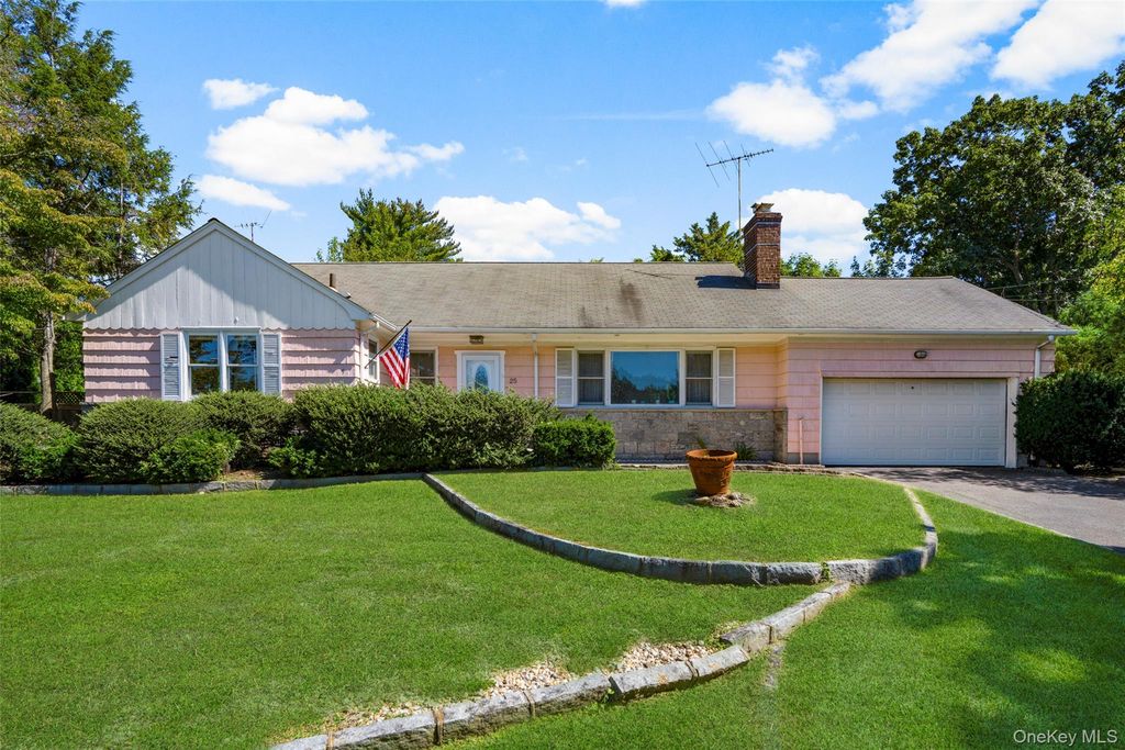 25 Manger Circle, Pelham, NY 10803 — photo 4