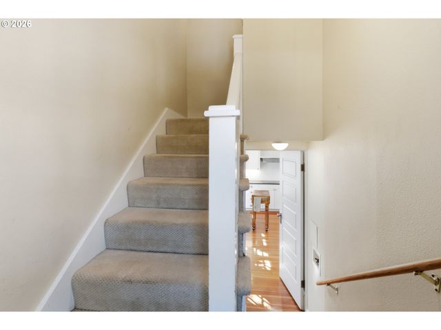 3326 Ne 60TH Ave, Portland, OR 97213