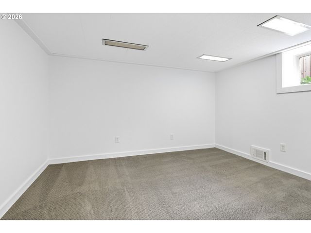 3326 Ne 60TH Ave, Portland, OR 97213