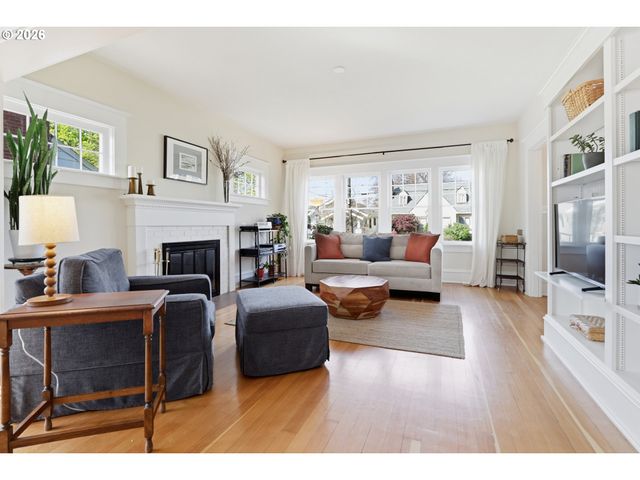 3326 Ne 60TH Ave, Portland, OR 97213