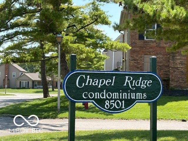 927 Ardsley Drive, Indianapolis, IN 46234